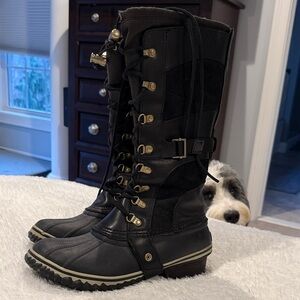 Sorel Women's Black Lace-Up Boots